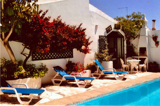 The pool at Casita do Pintor