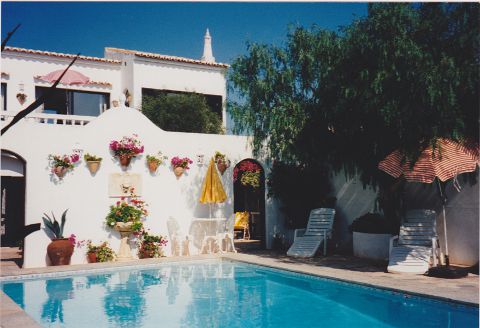 The living room at Villa dos Arcos